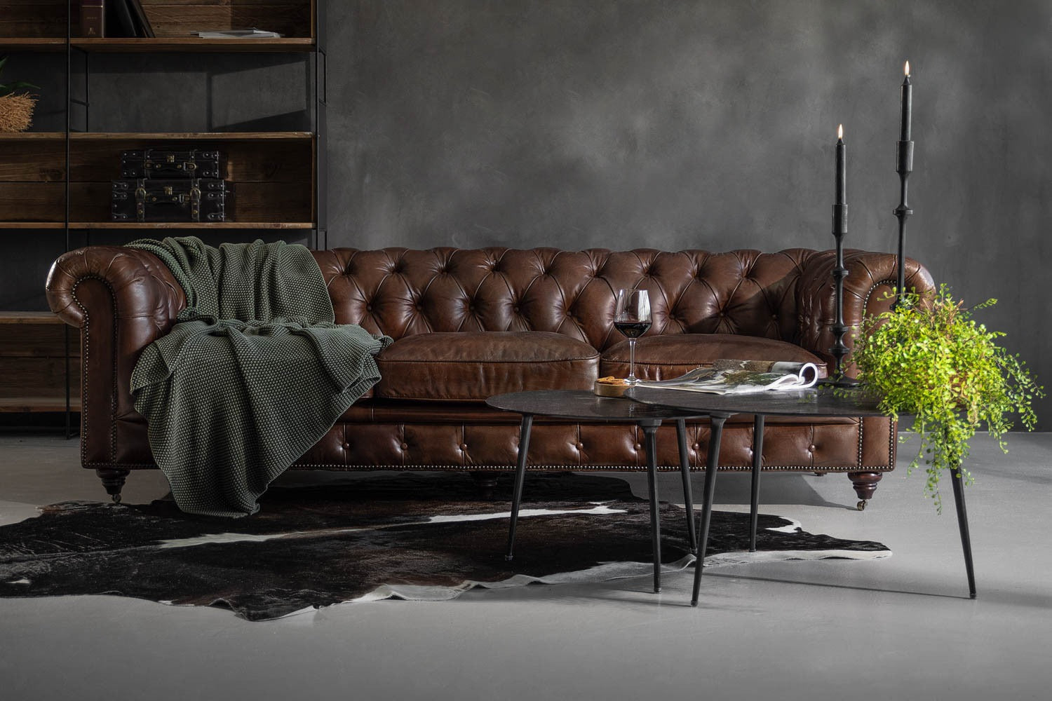 Sofá en Cuero ¨CHESTERFIELD¨