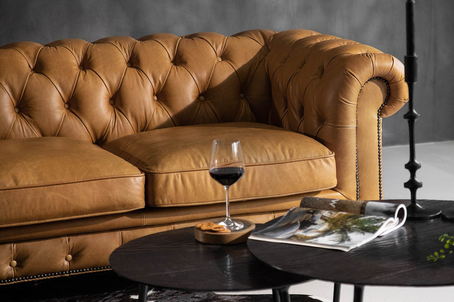Sofá en Cuero ¨CHESTERFIELD¨