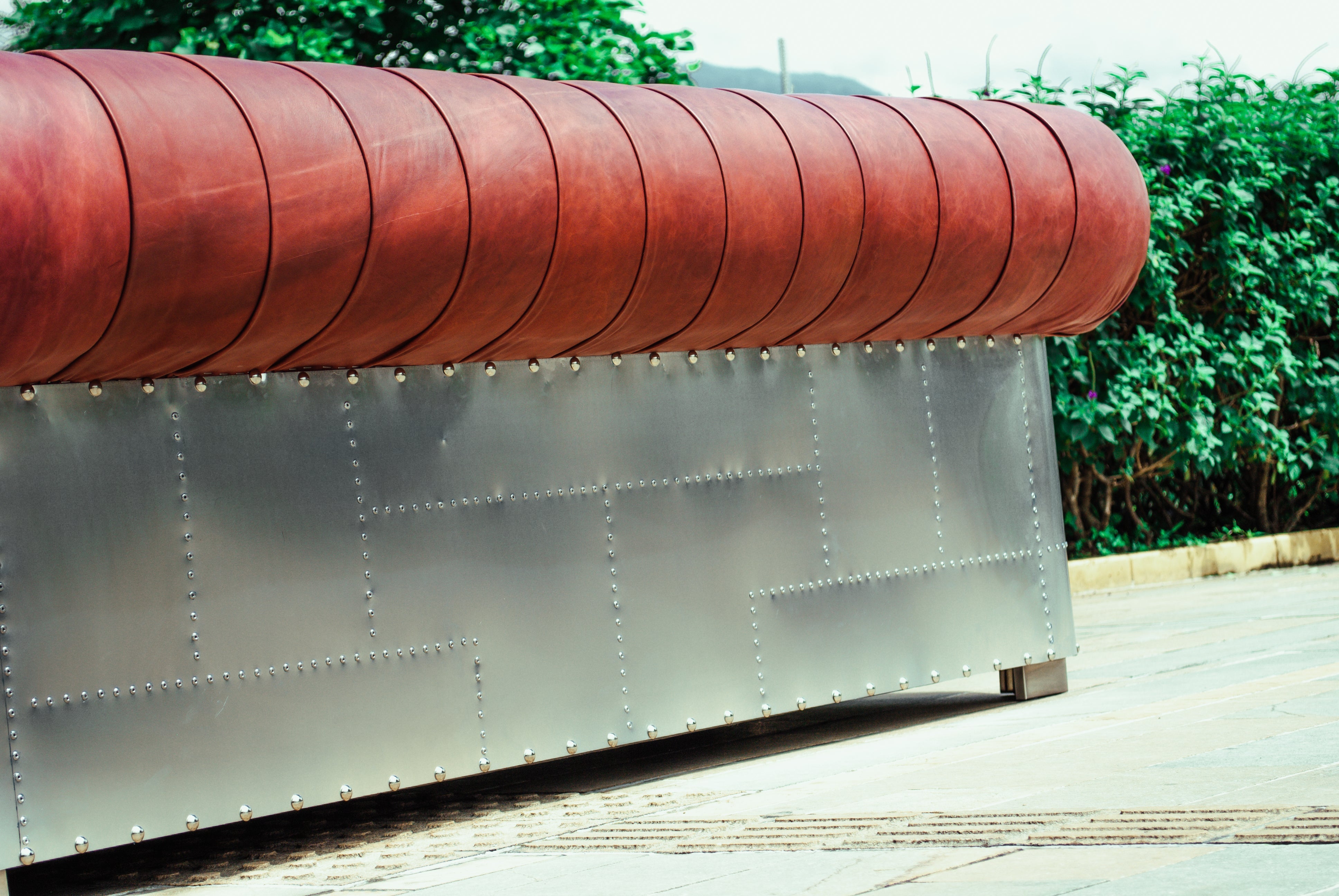 Sofá en Cuero ¨CHESTERFIELD EDICION AVIADOR¨