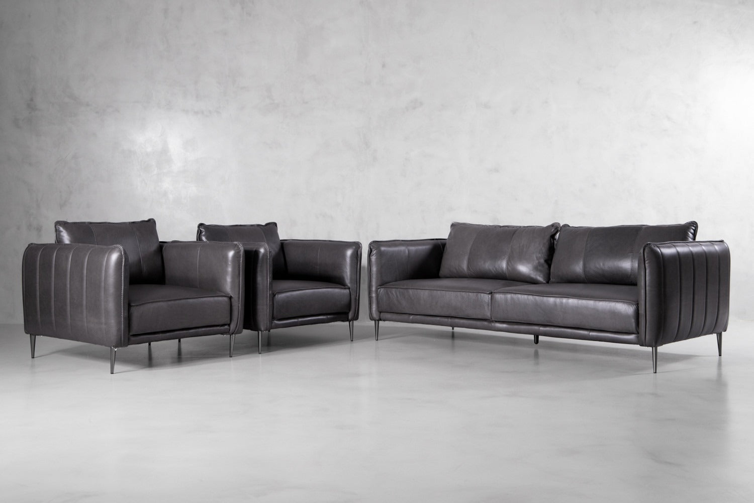 SET Aldano en Cuero ¨Sofá 3 Plazas + 2 Poltronas¨