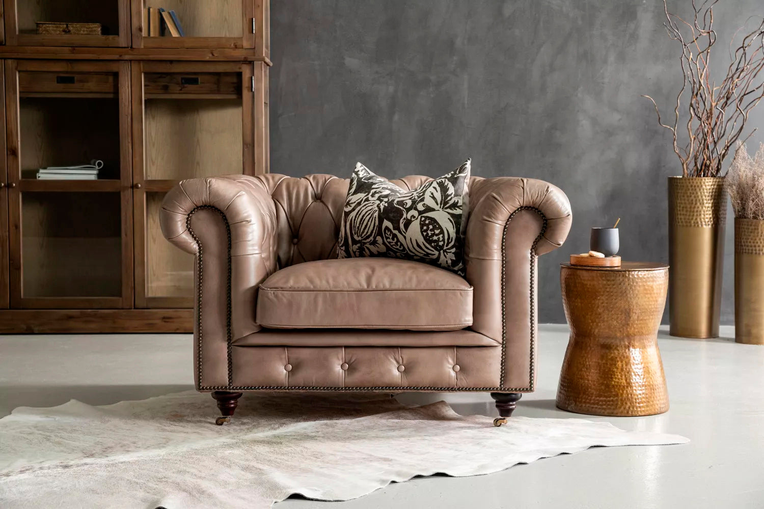 Sofá en Cuero ¨CHESTERFIELD¨