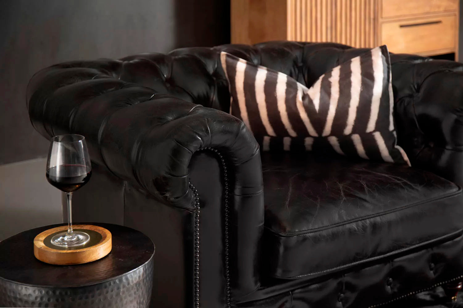 Sofá en Cuero ¨CHESTERFIELD¨