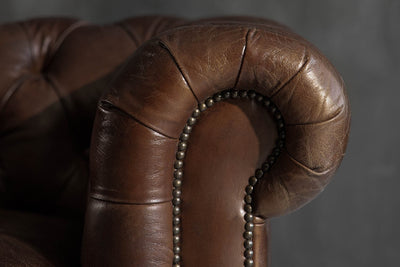 Sofá en Cuero ¨CHESTERFIELD¨