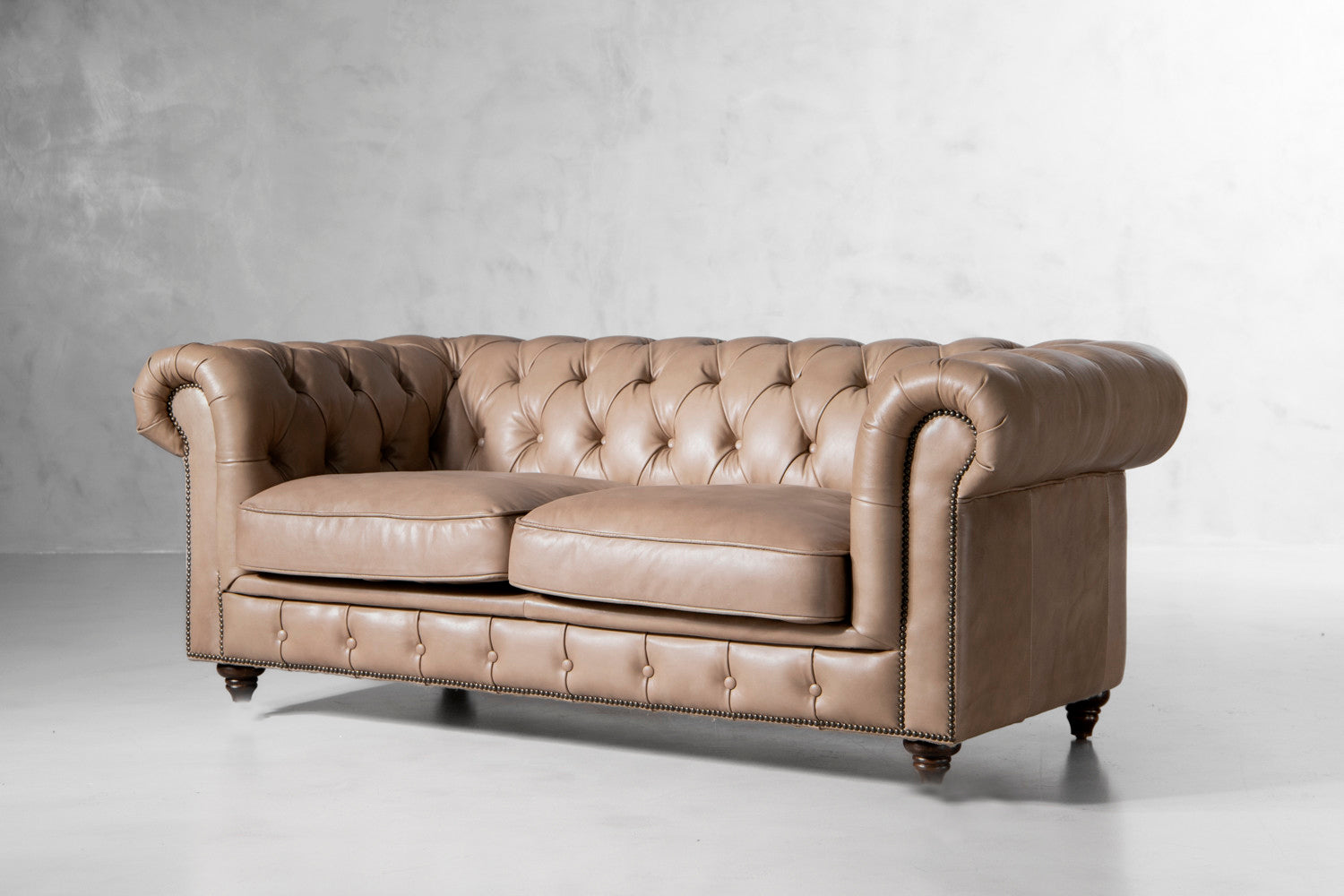 Sofá en Cuero ¨CHESTERFIELD¨