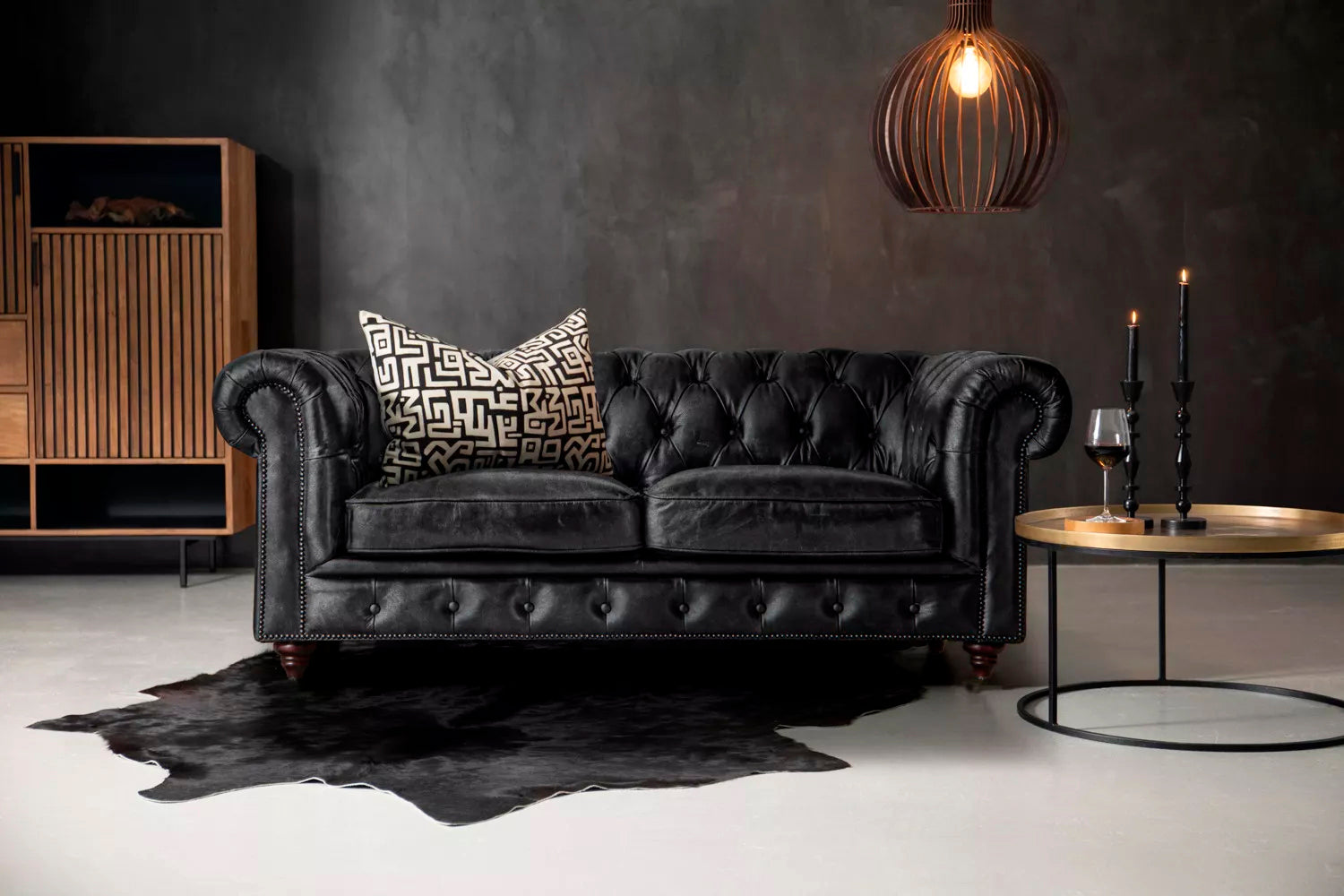 Sofá en Cuero ¨CHESTERFIELD¨