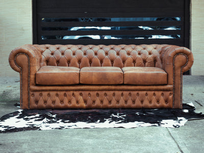 Sofá en Cuero ¨CHESTERFIELD¨