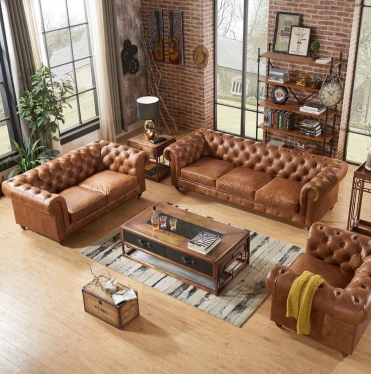 SET  Chesterfield en Cuero ¨Sofá 3 Plazas+ 2 Plazas y Poltrona¨