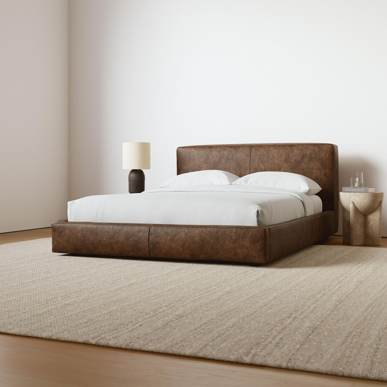 Cama en cuero "AURA"