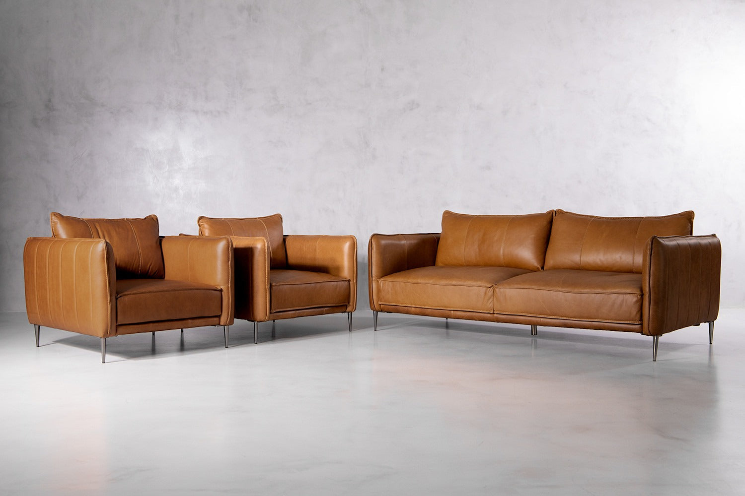 SET Aldano en Cuero ¨Sofá 3 Plazas + 2 Poltronas¨