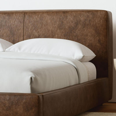 Cama en cuero "AURA"