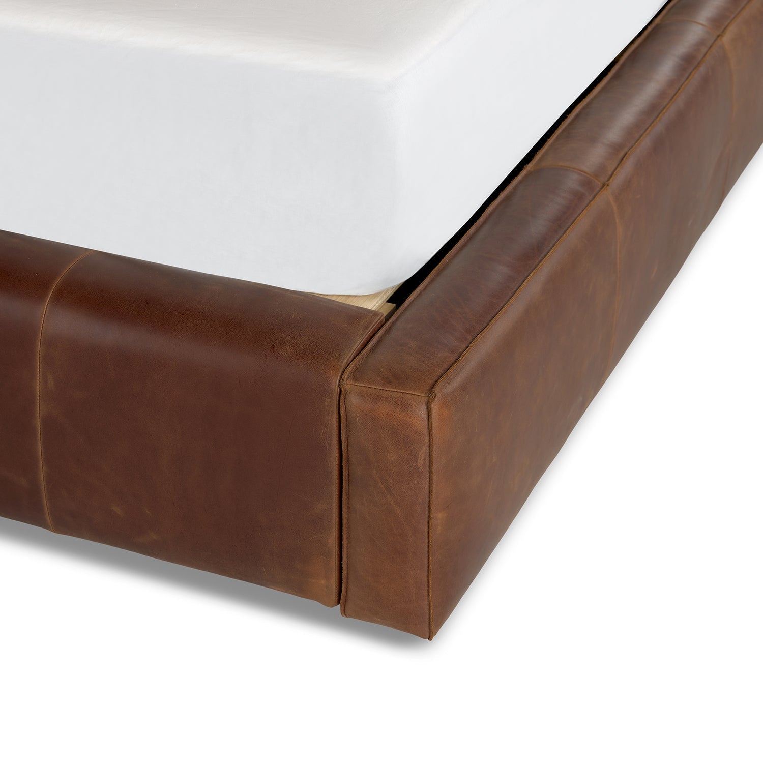 Cama en cuero "MILANO"