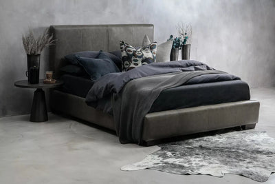 Cama en cuero "VENUS"